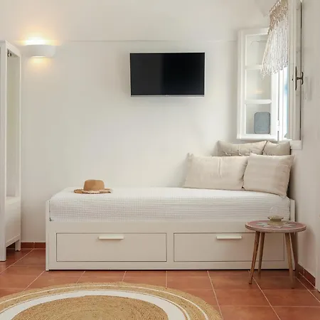 Holiday home Petinos Traditional House